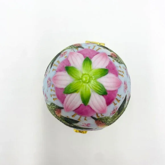 Vintage Porcelain Egg Hummingbird Club Floral Trinket Box w/ Gold Colored Stand - Picture 2 of 9